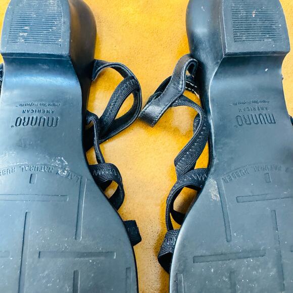 Munro American Comfort Fit Black Slip On Stretch Sandal Podiatrist Choice Sz 9 M - Picture 6 of 10